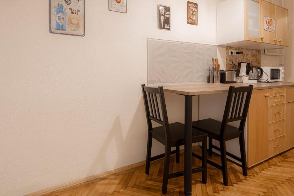 Gentleman Apartment Budapest Exterior photo